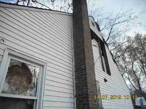 12100 Burt (16)_m.jpg